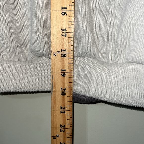 DAZY letter patched v-neck drop shoulder sweatshirt with halter top attached - Picture 3 of 11